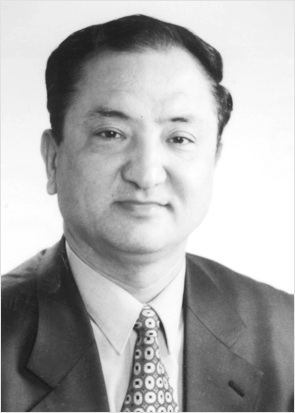 ���˰ݶ�������ľ 