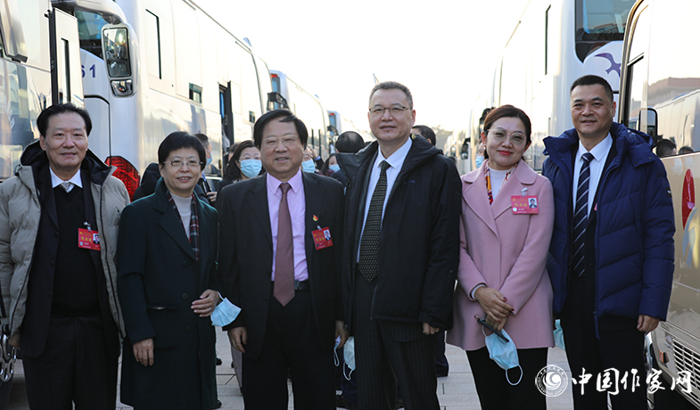 ��ҵϵͳ�����ź�Ӱ����