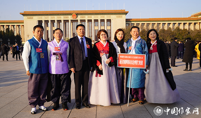 �ӱ߳����������ݴ�����