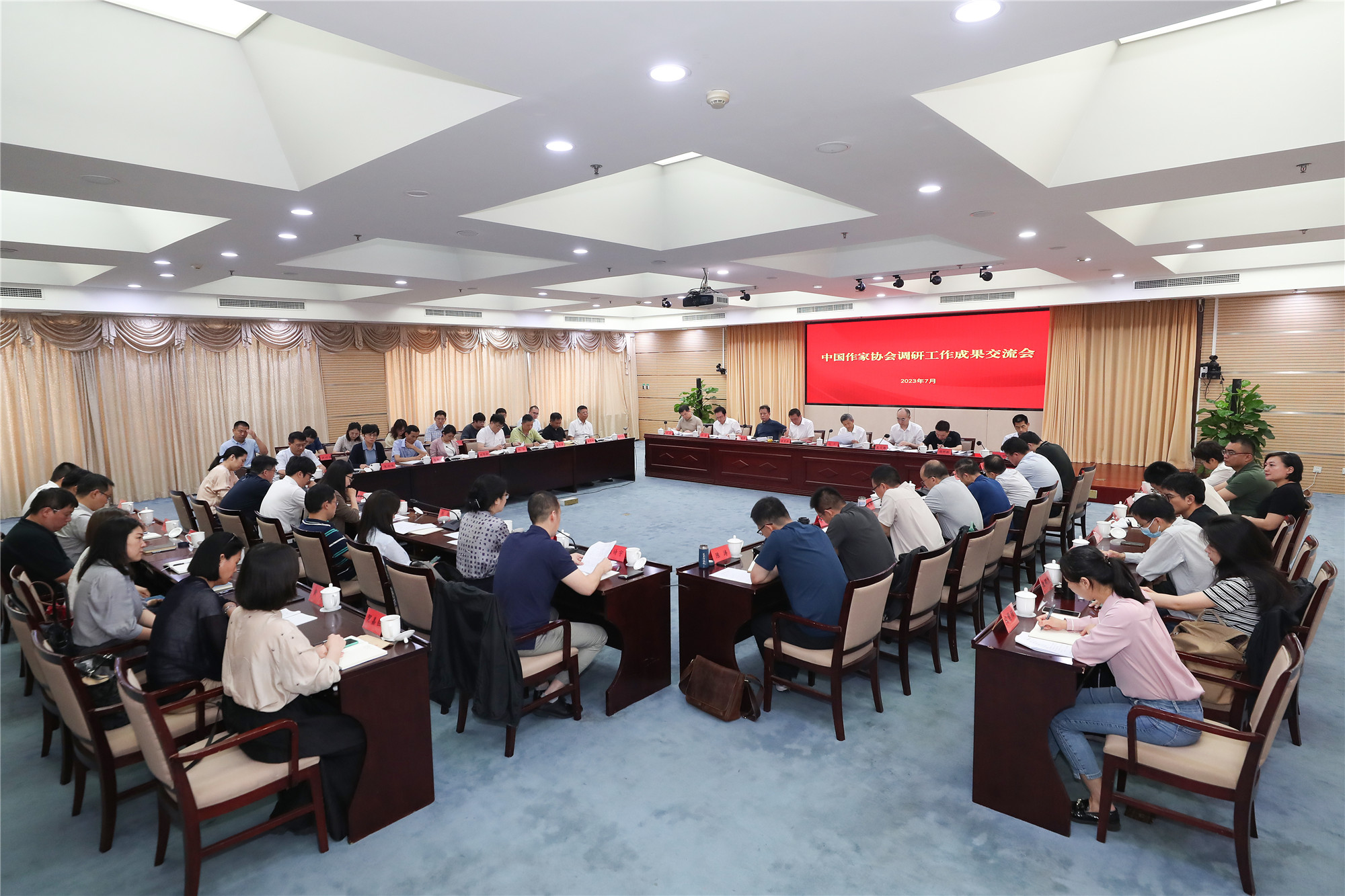 �����ֳ�