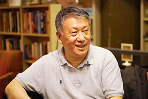 ����Ʒ����ǧ�ｭɽͼ�����ߣ����¶         �񽱸������������𡢹�˼���ɷá�������ʷ�����ٵ�����д������ǧ�ｭɽͼ���Ĵ�������ʵ����Ҳ��һ��ȫ�µ�ѧϰ���̣�������̲����Ƕ����������ʷ��ѧϰ��Ҳ�Ƕ���ѧ������С˵д��������ѧϰ�����Ƕ���ʷ������ʶ��Ҳ�Ƕ���ѧ����������ʶ��