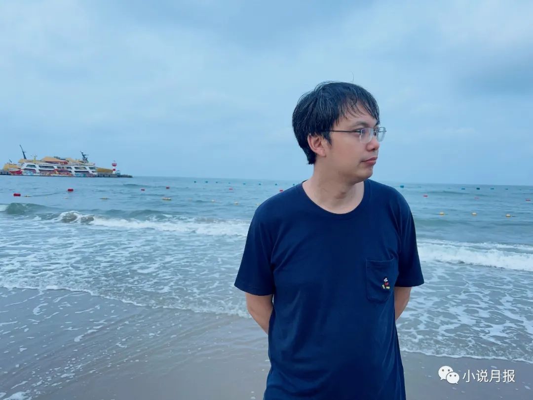 ��ƽ����ҵ���й������ѧ��ѧԺ,��Ϊ����ʦ����ѧ�й�����д���о�Ժ��Ժ�������ڣ��й���ѧ����д���������鳤�����µ�����ѧ�����봴�����ڡ��羺���¡����Ϻ���ѧ������ҡ������ҡ��ȿ��﷢����ƪС˵���ɣ�����Ʒ����С˵�±������������ա���С˵��ѡ�أ������С��������ǡ��������������Ə|��ѧ���Ƚ��