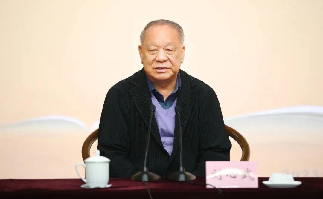 �������ڿ�