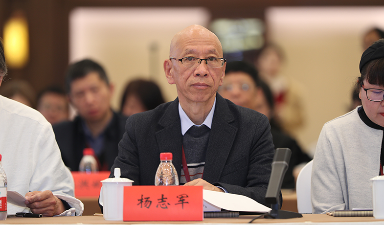 ��������־������