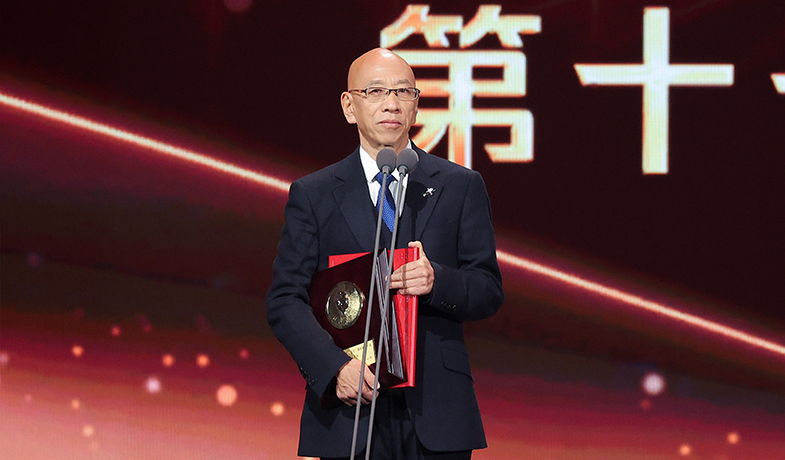 ��־�������񽱸���