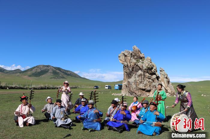 (����ͼ)ͼΪ�������ڻ������ࡶ��˹��������˹����