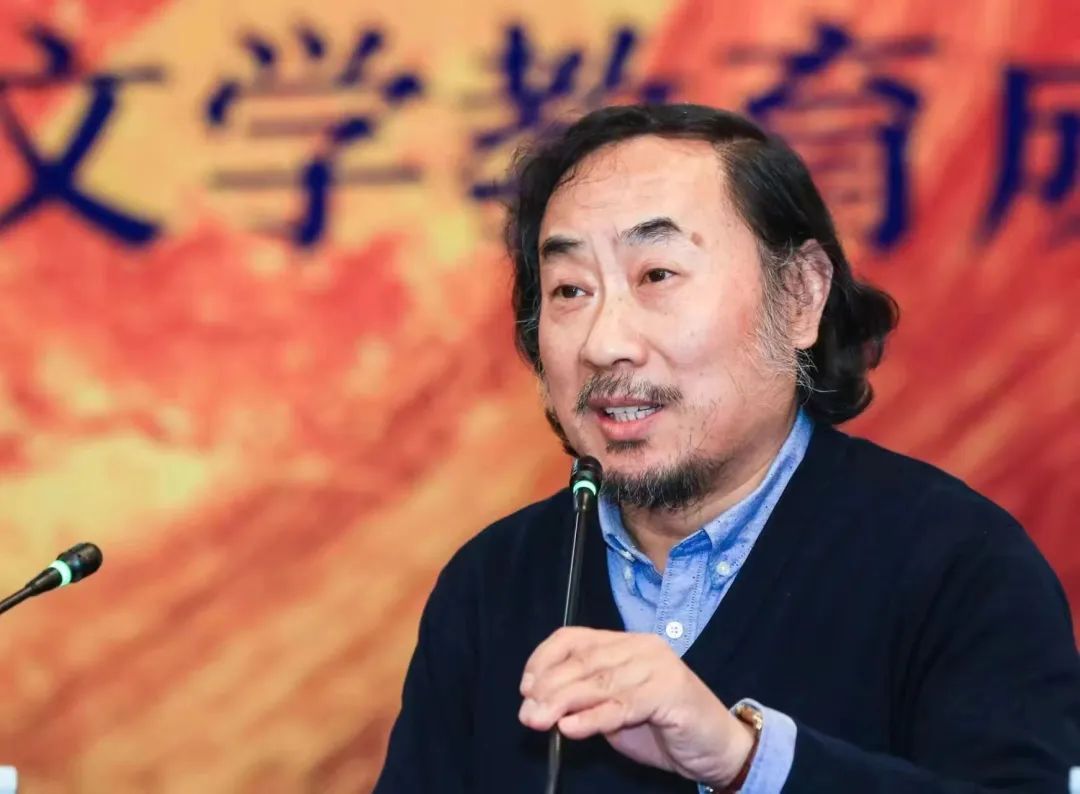 1963�����������ʦ����ѧ���ڡ���ʿ����ʦ������ʦ����ѧ����д������ִ�����Σ������й�������ѧ�о���᳤���羺����ʫ��ίԱ�ḱ���Ρ����ڴ����й�������ѧ�о������������С��й������ȷ���ѧ˼���ۡ�����������ʮ����