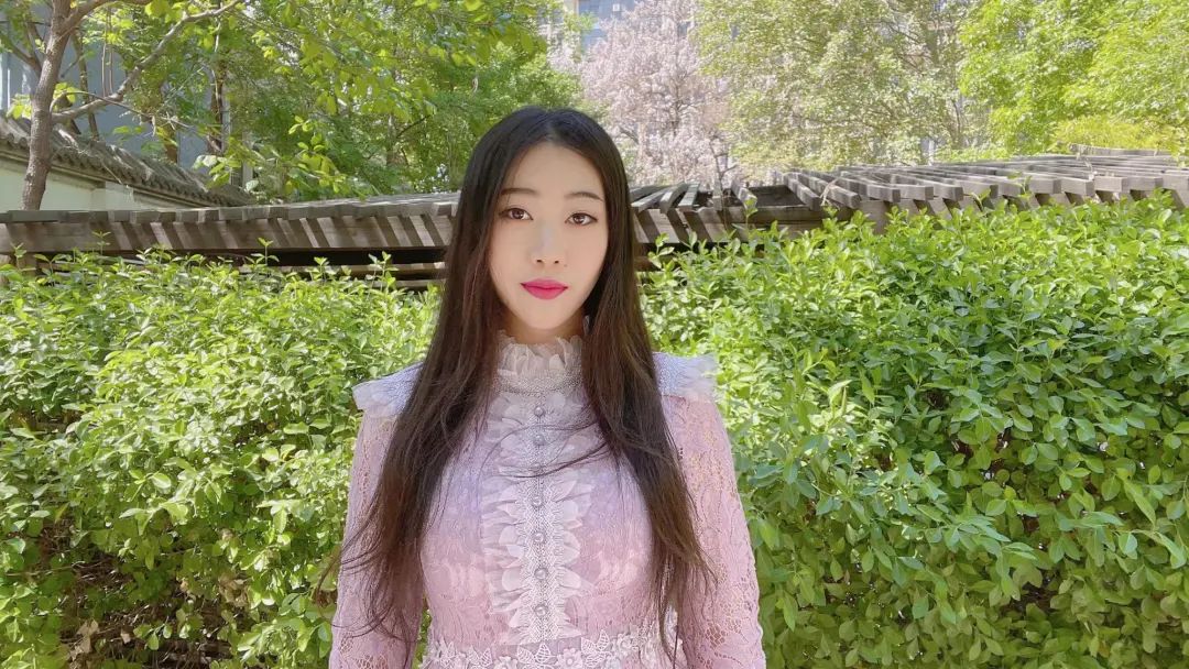 ��ѧ��ʿ������ѧ��ʿ�󣬵羺���¹�����Ա���й��������ۼ�Э���Ա�����桶�����󡷵�ʫ����ɢ�ļ���ѧ��������������ϵ��ʫ�����Ρ���ǳ�������������ʫ����פ��Ѷ��Ƶ��