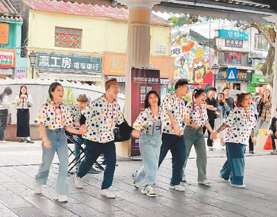 �����Ź���ϲ��ڵĽ�ͷ�����