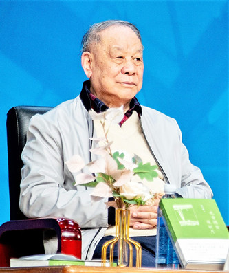 �����䣬���Ρ�������ѧ�����ࡣ�������ж�ƪС˵�������Ρ�����ƪС˵���ӹ�¥������ڶ���é����ѧ������ɢ�ļ���Ҳ�����������¡��������еĽ����뻷��������������Ʒ��¥�Ρ���