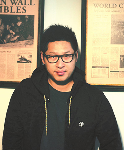 �ֶ��֣��人��ѧԺ�׽�ǩԼרҵ���ң����С����ȡ������š����ƹ��򳡡���ӭ��������������ļ���������ʫ�˻ؼҡ��ȸ�����Ʒ�ಿ