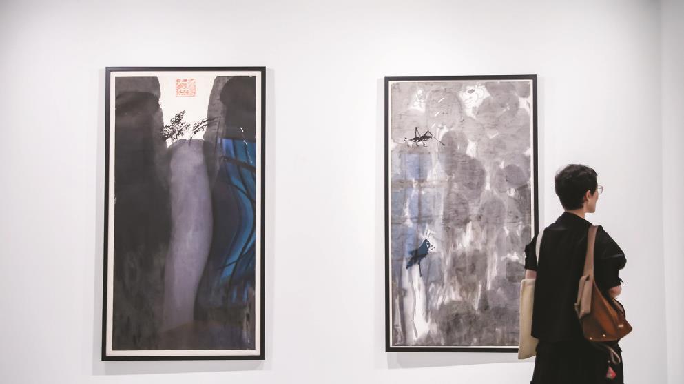 ���죬��������ī����������Ŭ�沩��ݲ��ֵ����й��滭չ�����Ϻ���һ�����ݽ�Ļ�����ݷ���ͼ��