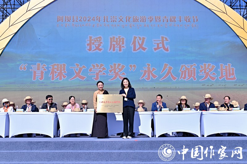 ���Ǿ����������������ѧ���򰢰������ƣ���÷�������ơ�