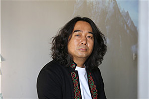 �ж�ƪС˵������ʮѰ��  ���ߣ���پ�����壩         �񽱸����ڹ�ȥ����ʮ���꣬���ж�ʮһ����д��������ǧ���£���ʧ����֪��д����һ��������ȥ�����������ģ���һ���˵�������С����񽱣�������������;�е���ůӵ�����������ң���ѧ����������¡���л��ѧ��