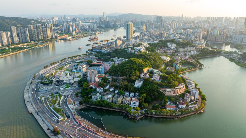 ����8��8������İ��Ű뵺��ɫ�����˻���Ƭ�����»��緢���Ž���㣩