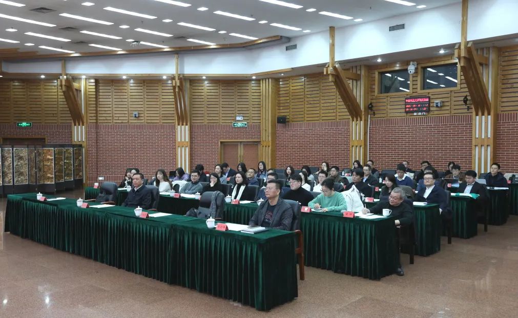 Ƹ����ʽ�ֳ�