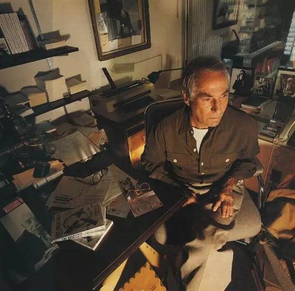 ��ʲ�ڡ�ʱ����������־�칫��