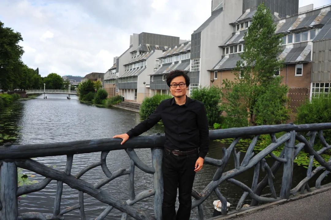 卢桢,1980年出生,天津人,南开大学文学院教授,博士生导师。