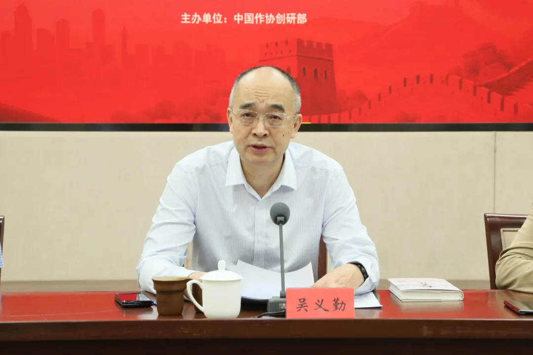 �����ڽ���