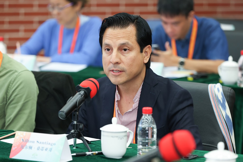 ��³ʫ������١�ɣ���Ǹ�