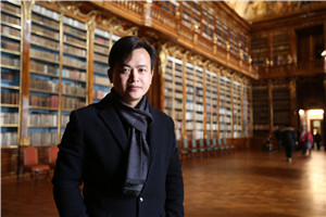 �ƻ���ѧ������Ʒ�������������棺���������桷���ߣ�������         �񽱸���Сʱ���ҵ�һ�ζ���֣�Ĺ������ġ����������������������ĺ��������й�����̽���ڶ����������������ң����Ҷ���ճ��������޵ĺ��������󡣴���ʱ�𣬶�δ֪�����̽��������������ҵ����