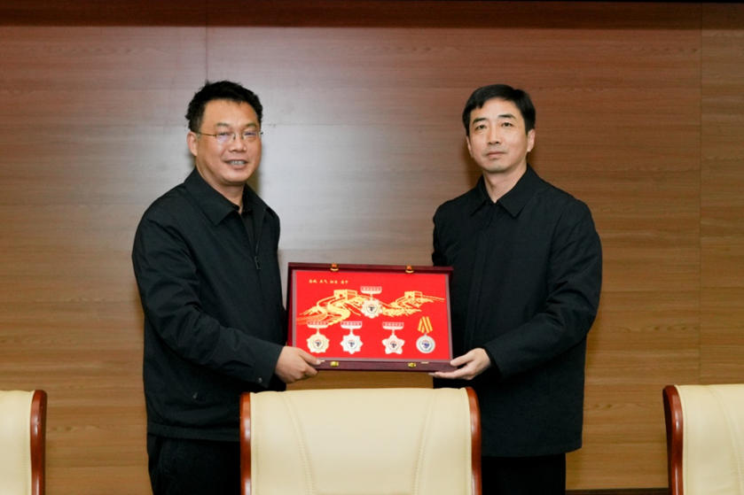 ʯ��ׯ�й��������β����δ����򡶵羺���¡���־���������������ͼ���Ʒ��